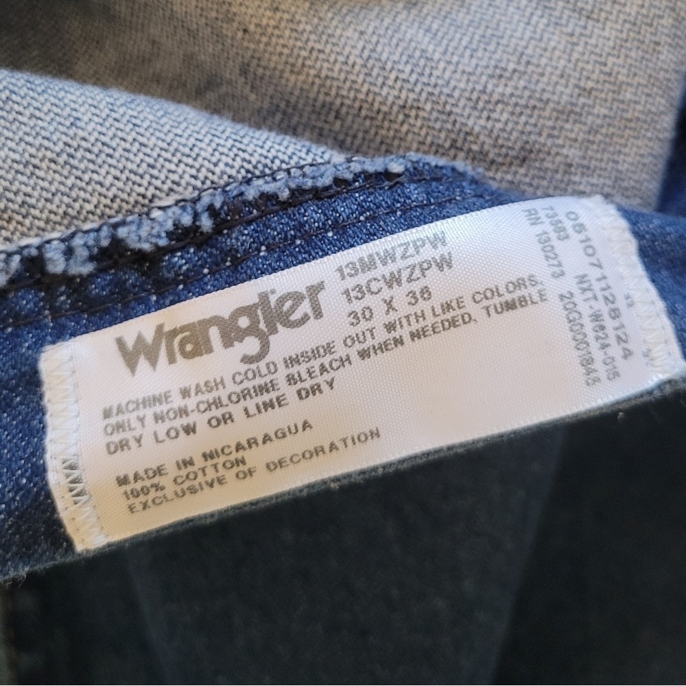 Wrangler Vintage Dark Wash 100% Cotton Boot Cut Jeans - Picture 7 of 7
